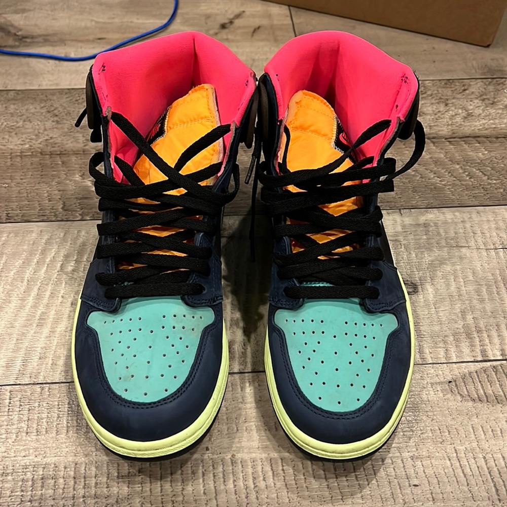 2020
Air Jordan 1 Retro High 'Tokyo Bio Hack'